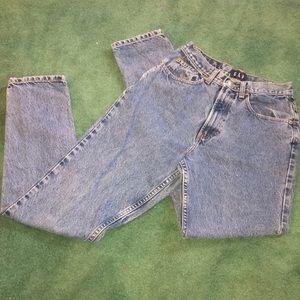 Women’s vintage high waisted GAP jeans!